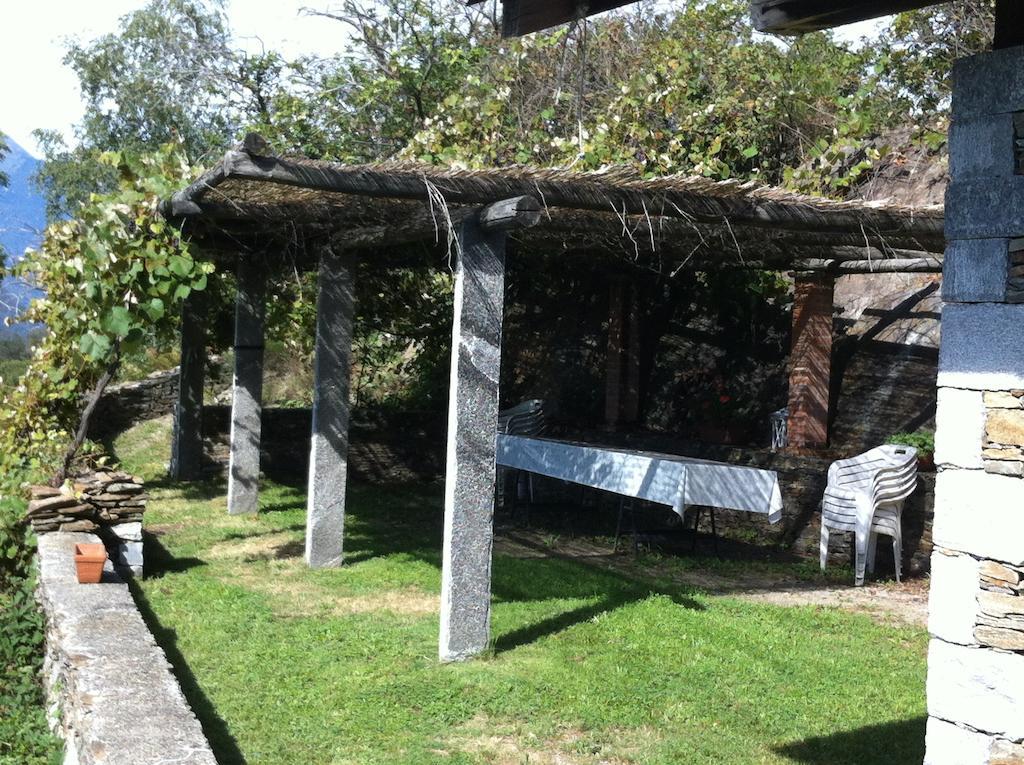 Apartamento Il Ciliegio Selvatico Verbania Exterior foto